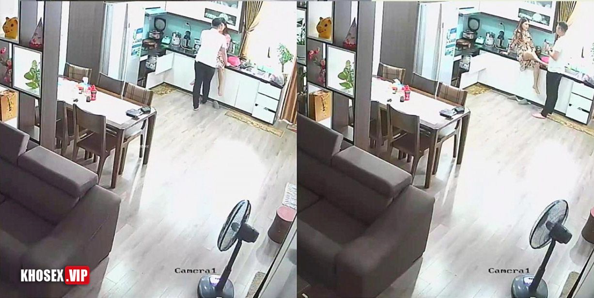 Hack Camera Cặp vợ chồng việt vợ đang nấu ăn thì chồng lột đồ bú lồn và bế lên chịch khắp nhà - Phần 1 - Hình 01